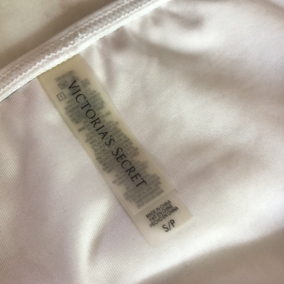 😎 🖤 VS Bikini 🖤 - Picture 3 of 10